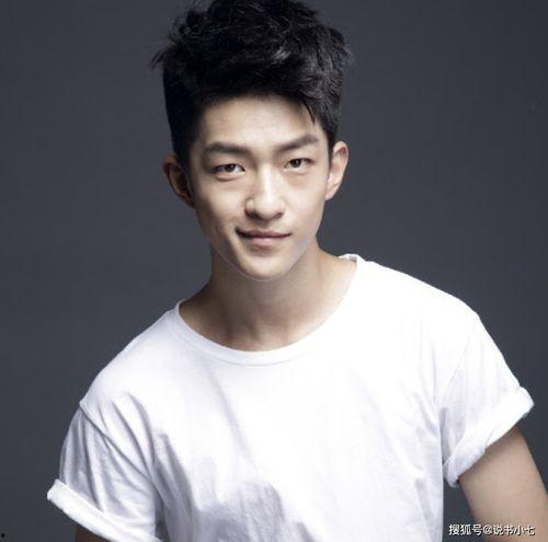 吃瓜娱乐圈许凯图片,帅气形象引热议  第3张