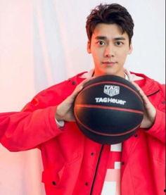 蔡徐坤爆料李易峰视频,背后真相令人震惊 第1张 蔡徐坤爆料李易峰视频,背后真相令人震惊 第1张